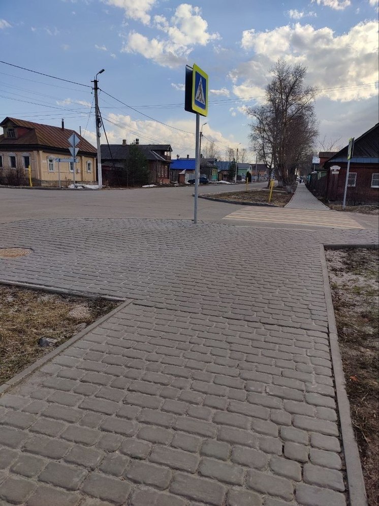 В Ярославской области накажут подрядчика, который попытался сэкономить на плитке