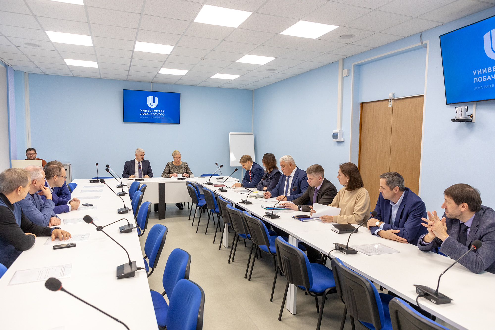 25 1117 411 Совещание по эндаумент фонду 01 