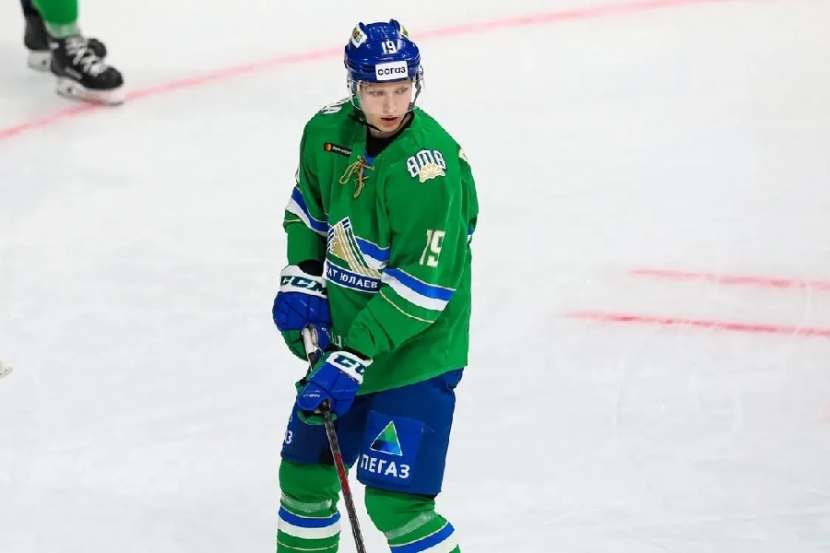 Башкиров хоккеист салават юлаев. Башкиров салават юлаев. Хк салават юлаев. Вратарь салавата юлаева. Теему хартикайнен.