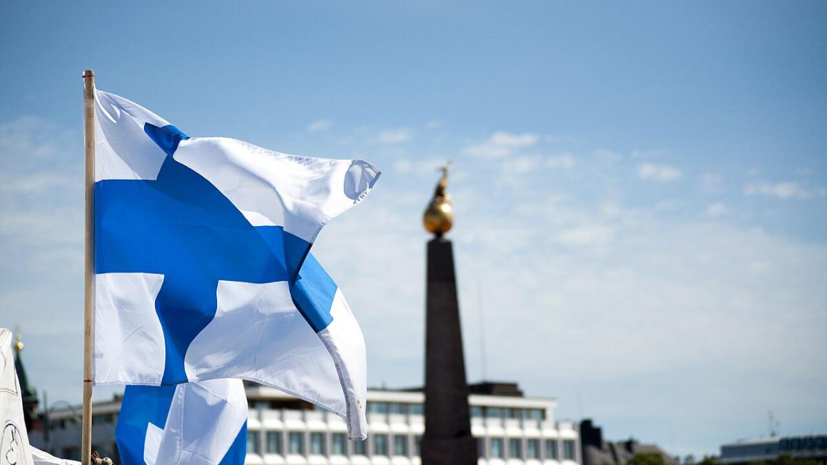 Флаг Финляндии