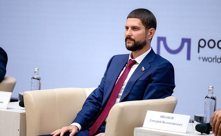 Александр Волошин