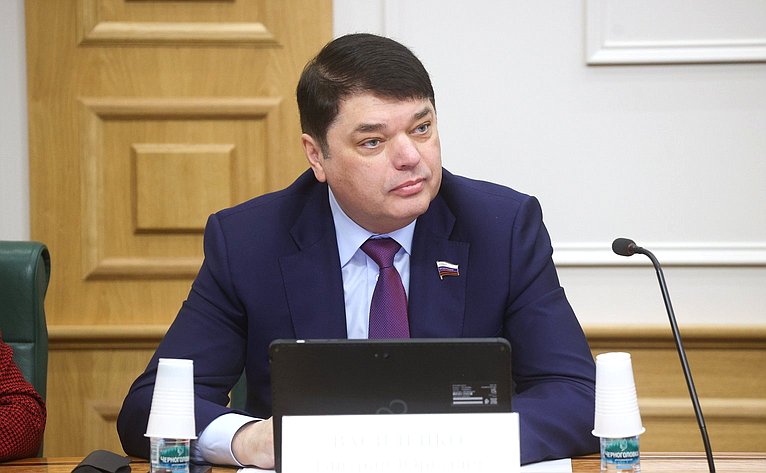 Дмитрий Василенко