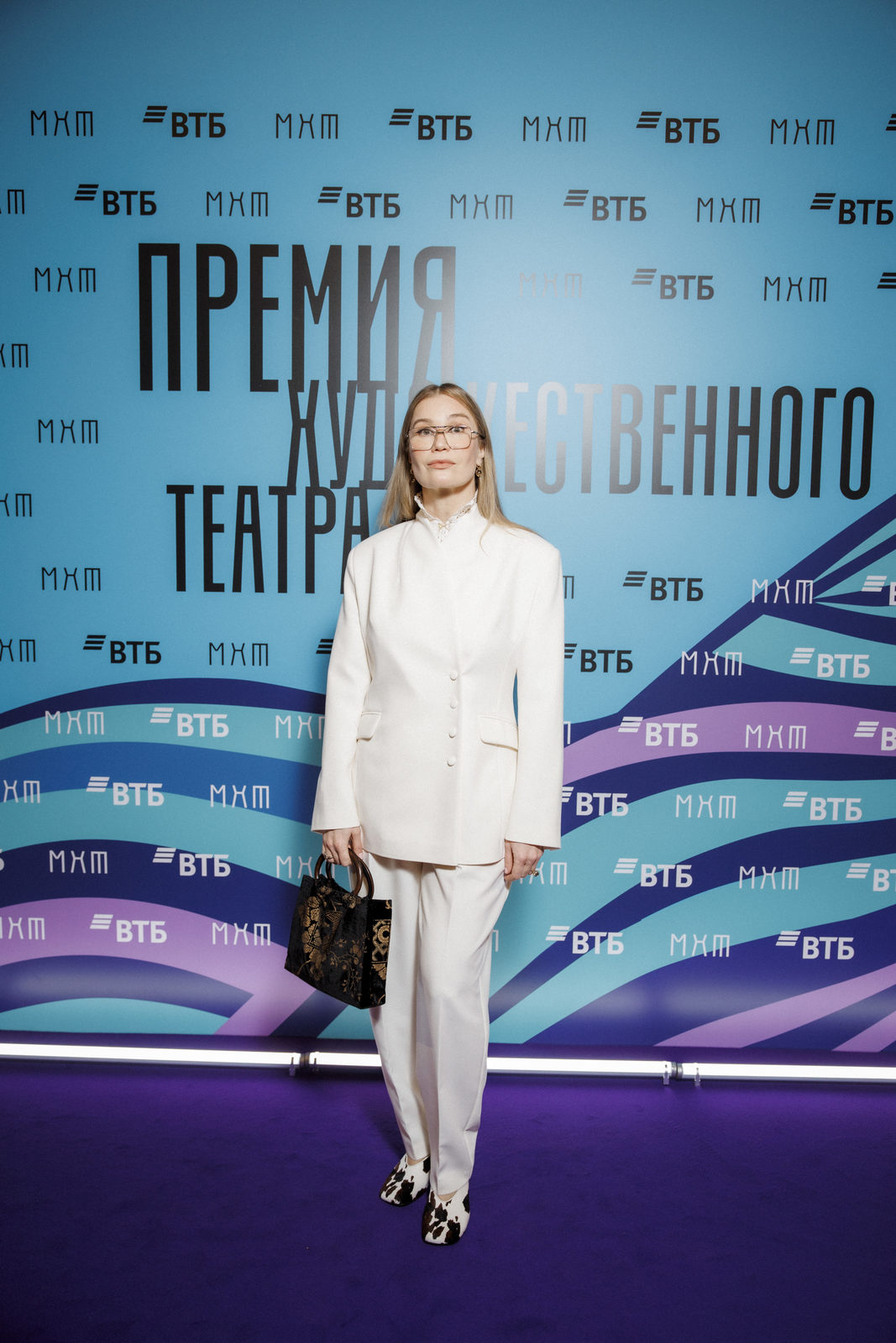 Время новых: Ирина Апексимова, Александр Петров и Константин Хабенский