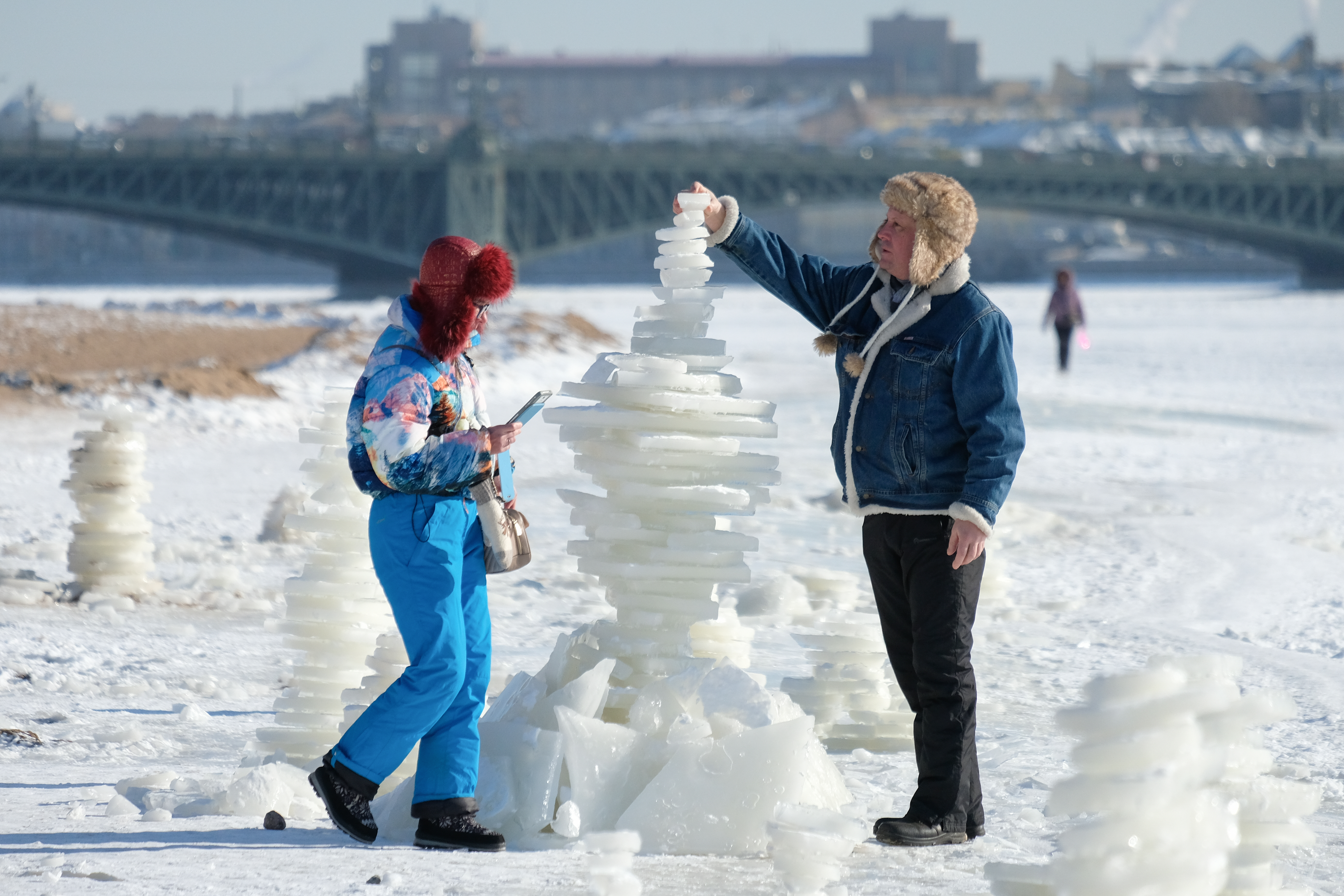 Минус мороза. Фотосессия на морозе. Морозы в Рождественском Питере. Морозный Питер. Мороз -20.