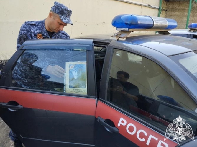 Сотрудники Росгвардии присоединились ко Всероссийской акции «Бессмертный автополк» в Тамбовской области