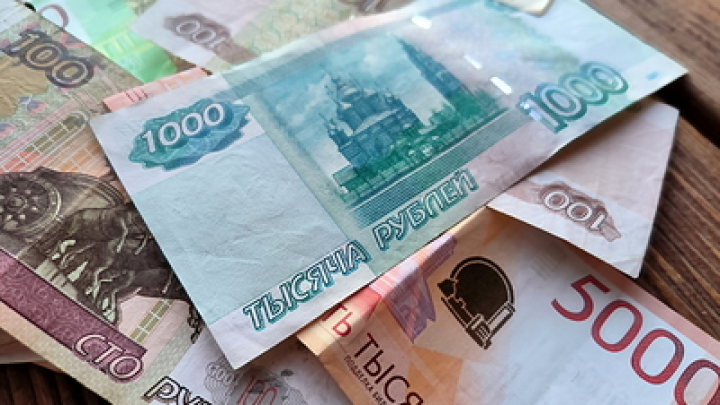 Где в России самые высокие зарплаты: в каких регионах платят больше 100 тысяч рублей
