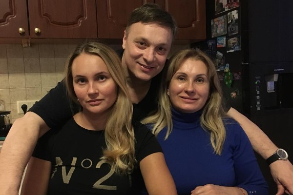 Андрей Разин сохранил теплые отношения с Маританой и ее мамой
