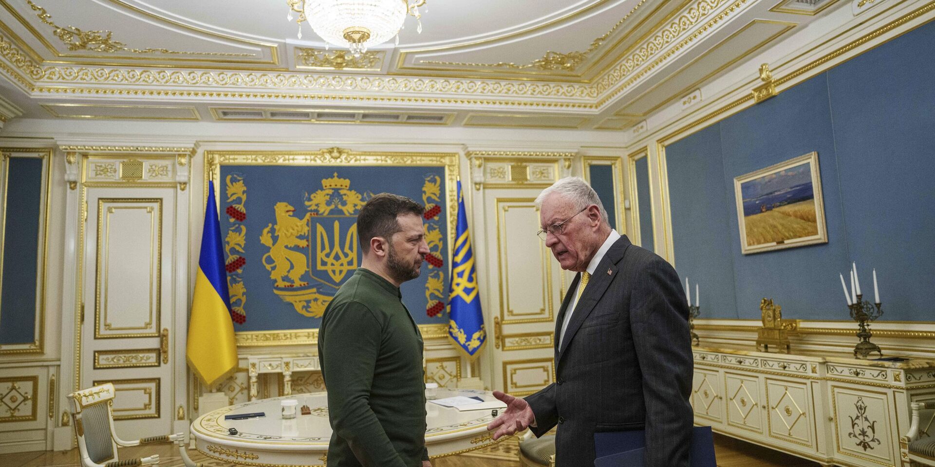 Специальный посланник США по России и Украине Кит Келлог и Владимир Зеленский во время встречи в Киеве 20 февраля 2025 года - ИноСМИ, 1920, 18.04.2025