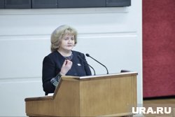 Людмила Бабушкина и депутаты участвуют в конгрессе