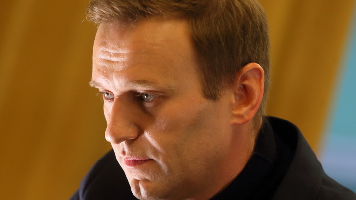 Актёры и режиссёры горюют по Навальному*: Всё выглядит натурально, но кое-что не так
