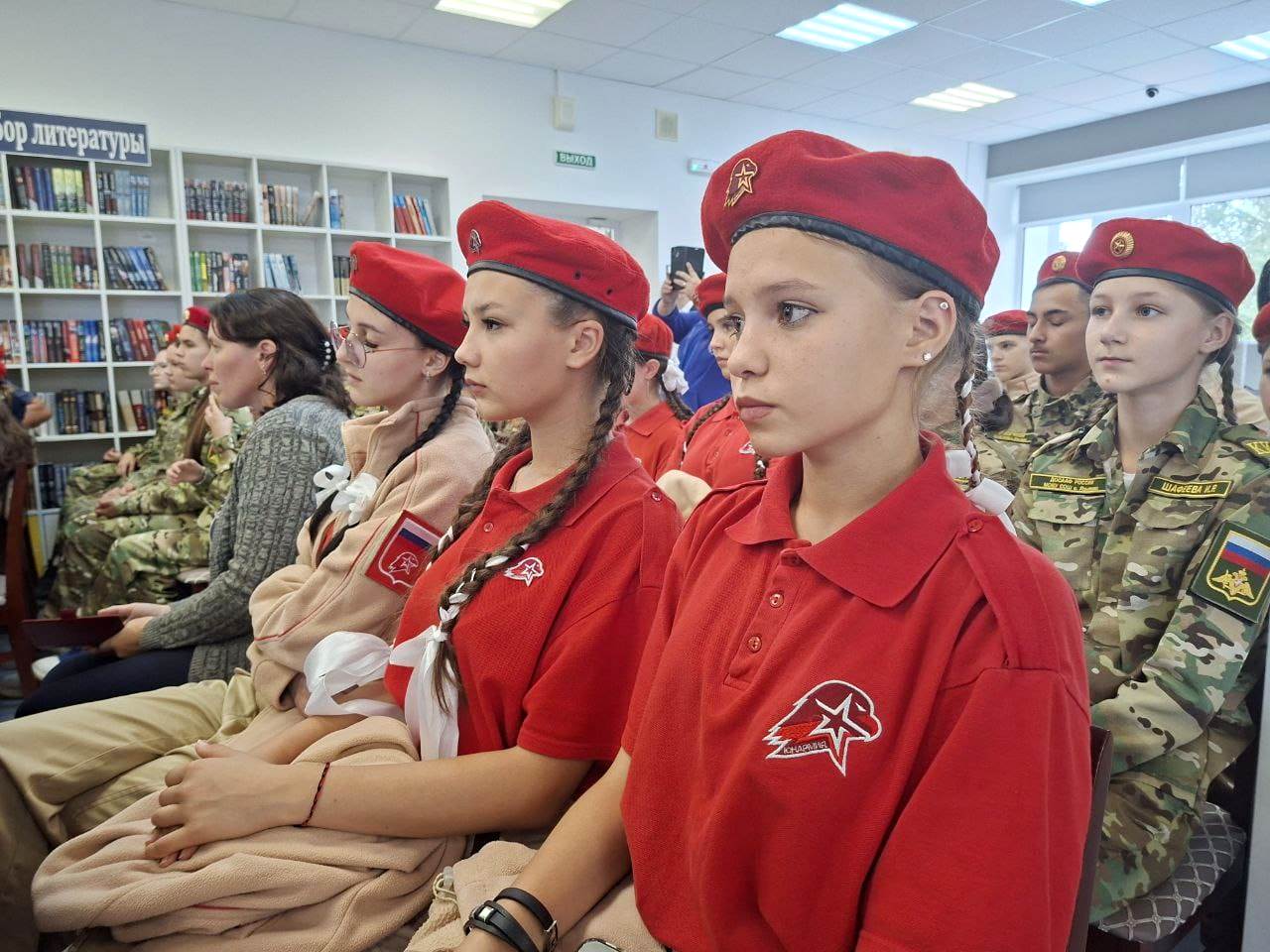 В Благоварском районе вручили награды семьям бойцов, погибших на СВО , фото 3