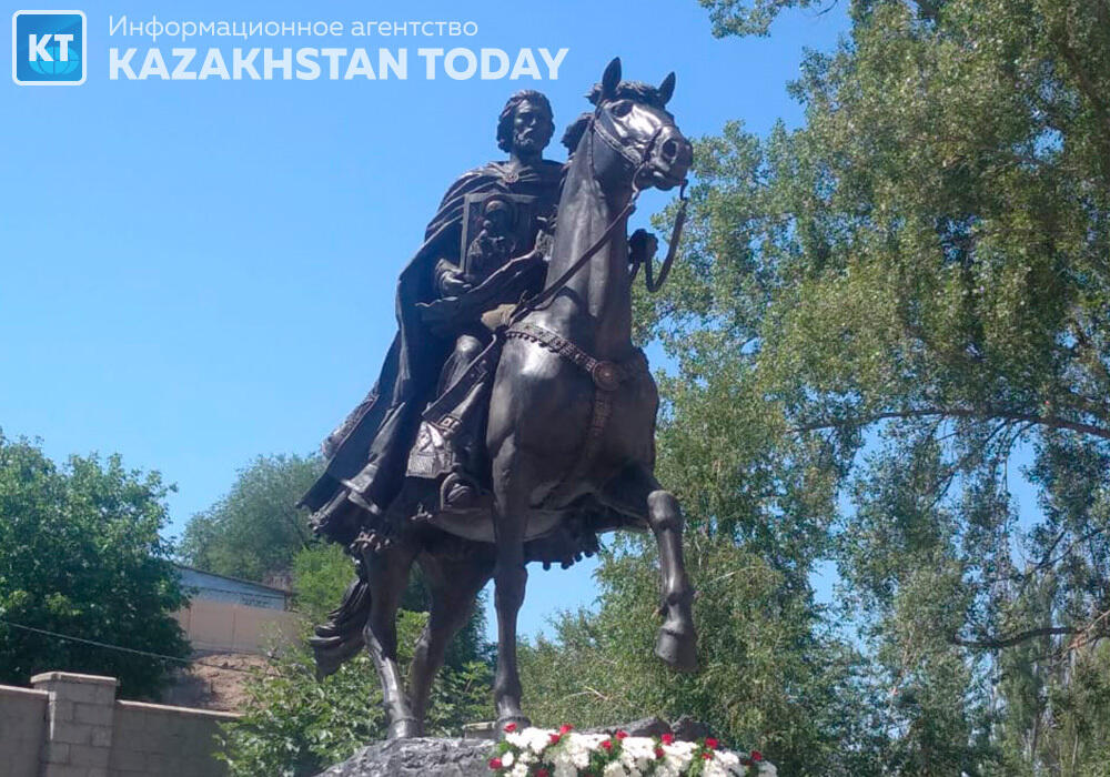 Памятники Александра Невского в Петрозаводске