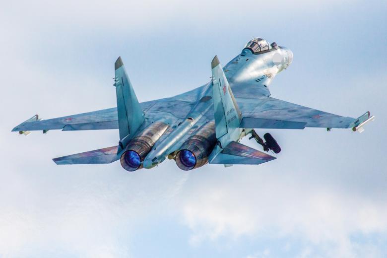ВКС России получили партию современных истребителей Су-35С