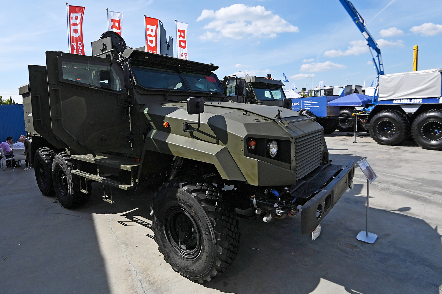 Бронемашина 3 СТС Ахмат. Урал 432009 бронеавтомобиль. Броневик КАМАЗ Ахмат. ВПК Урал бронеавтомобиль.