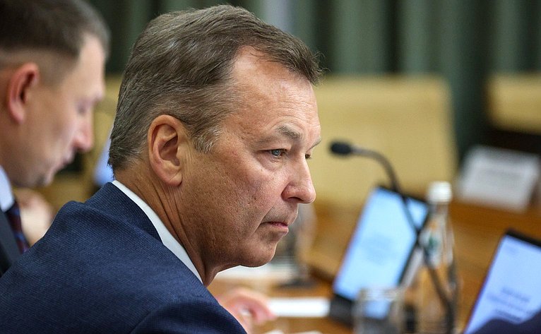 Андрей Яцкин