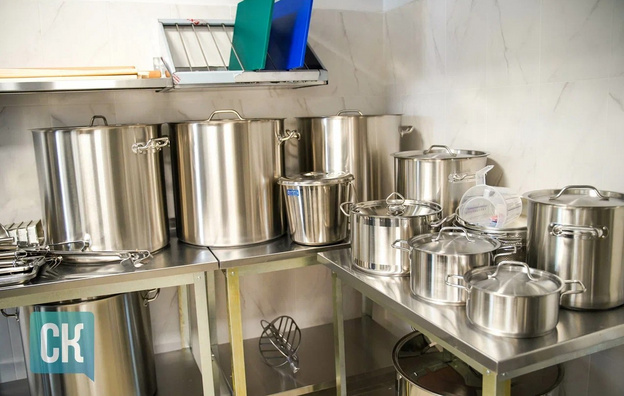 «Подарок мамочкам». В микрорайоне Курочкины открыли новый детский сад с бассейном