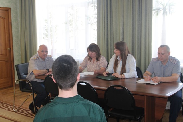  Омский детский омбудсмен проверила условия содержания несовершеннолетних в СИЗО-1