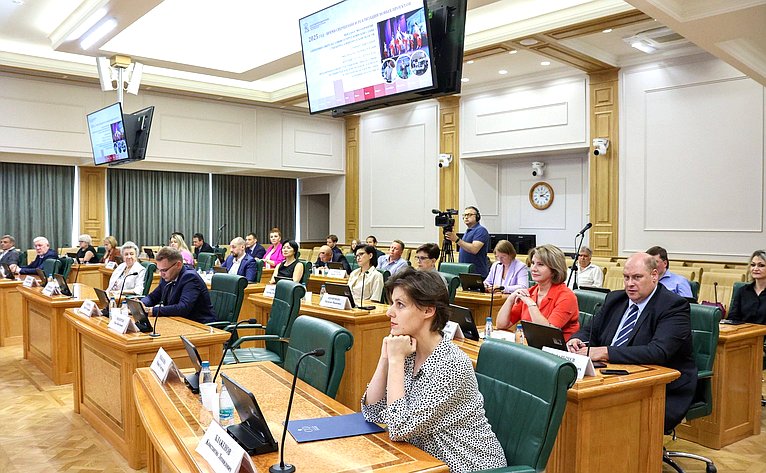 Заседание Организационного комитета Фестиваля православной культуры и традиций малых городов и сельских поселений Руси «София»