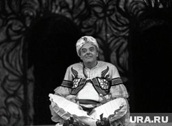 Владимир Этуш на протяжении в сей жизни играл в театре