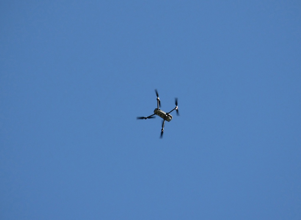 Орел бпла. Орел и дрон. Беспилотник над орлом. Бпла байрактар. 4a1100 дрон.