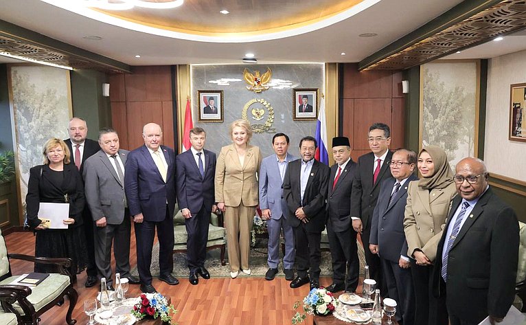 В рамках визита в Республику Индонезия делегация Совета Федерации провела ряд встреч