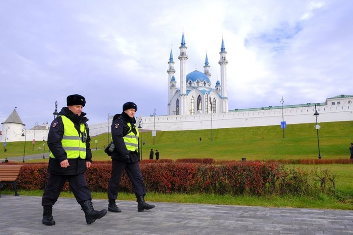 Алексей Песошин поздравил сотрудников МВД Татарстана с профессиональным праздником