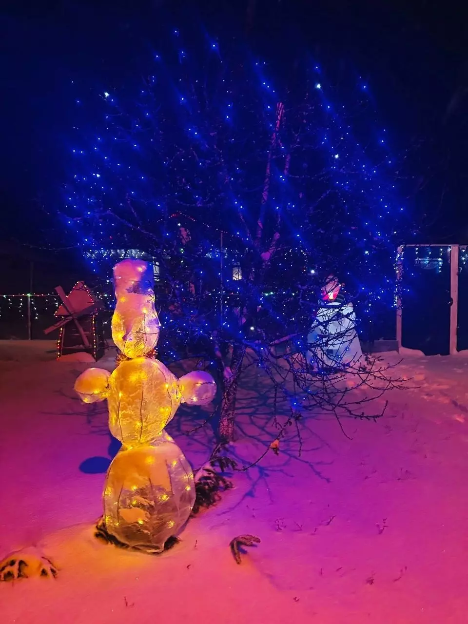 Украшенная под Белгородом улица