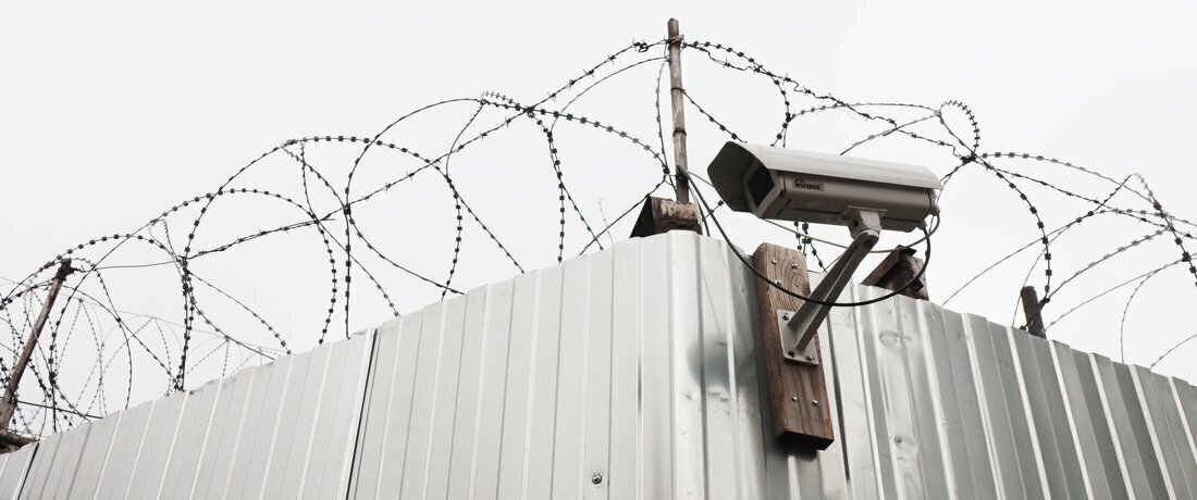 Вологодский суд отправил под арест двух фигурантов дела о взяточничестве в сфере ритуальных услуг