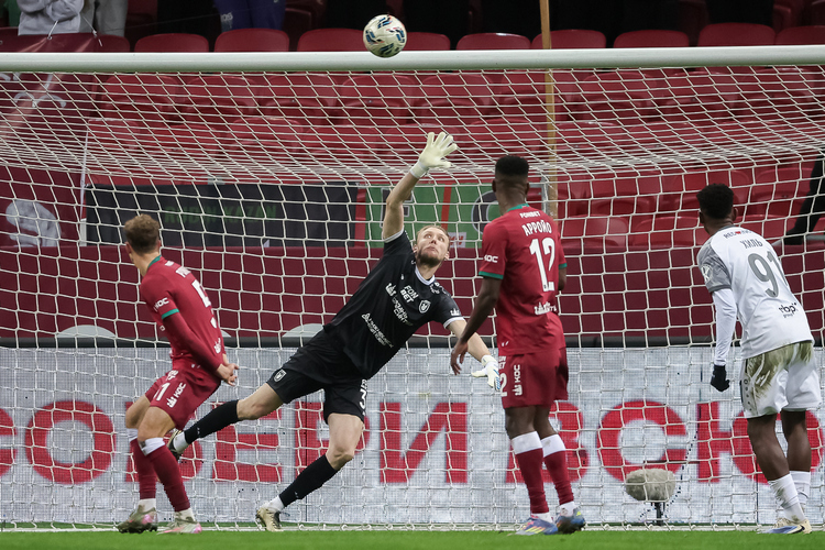 После 0:3 от «Балтики» у «Рубина» стало 18 пропущенных мячей