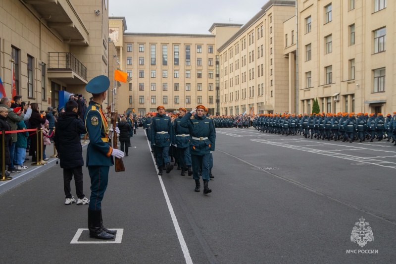 В Санкт-Петербургском университете ГПС МЧС России прошли мероприятия, посвященные 117-летию со дня образования учебного заведения