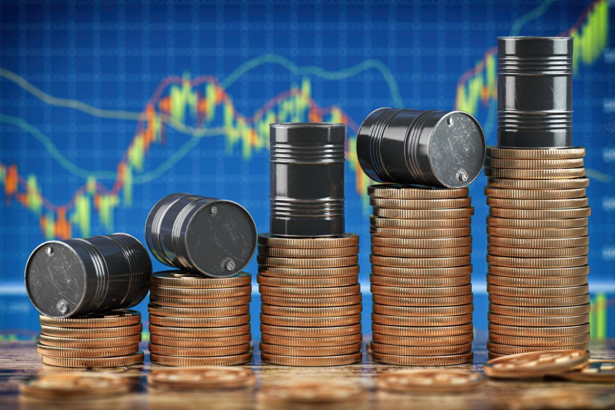 Нефтегазовые доходы бюджета в апреле выросли на 39%, до 855,6 млрд рублей