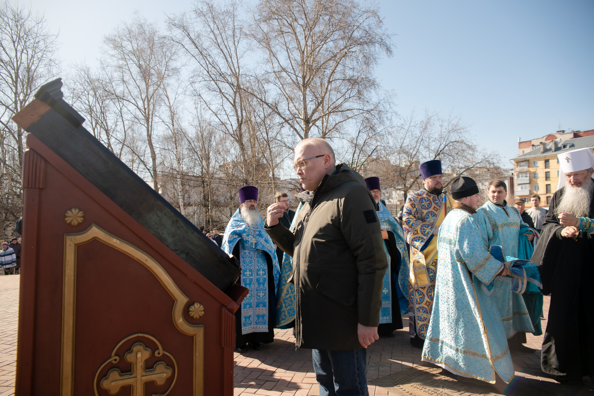 Освящение храма в комарово