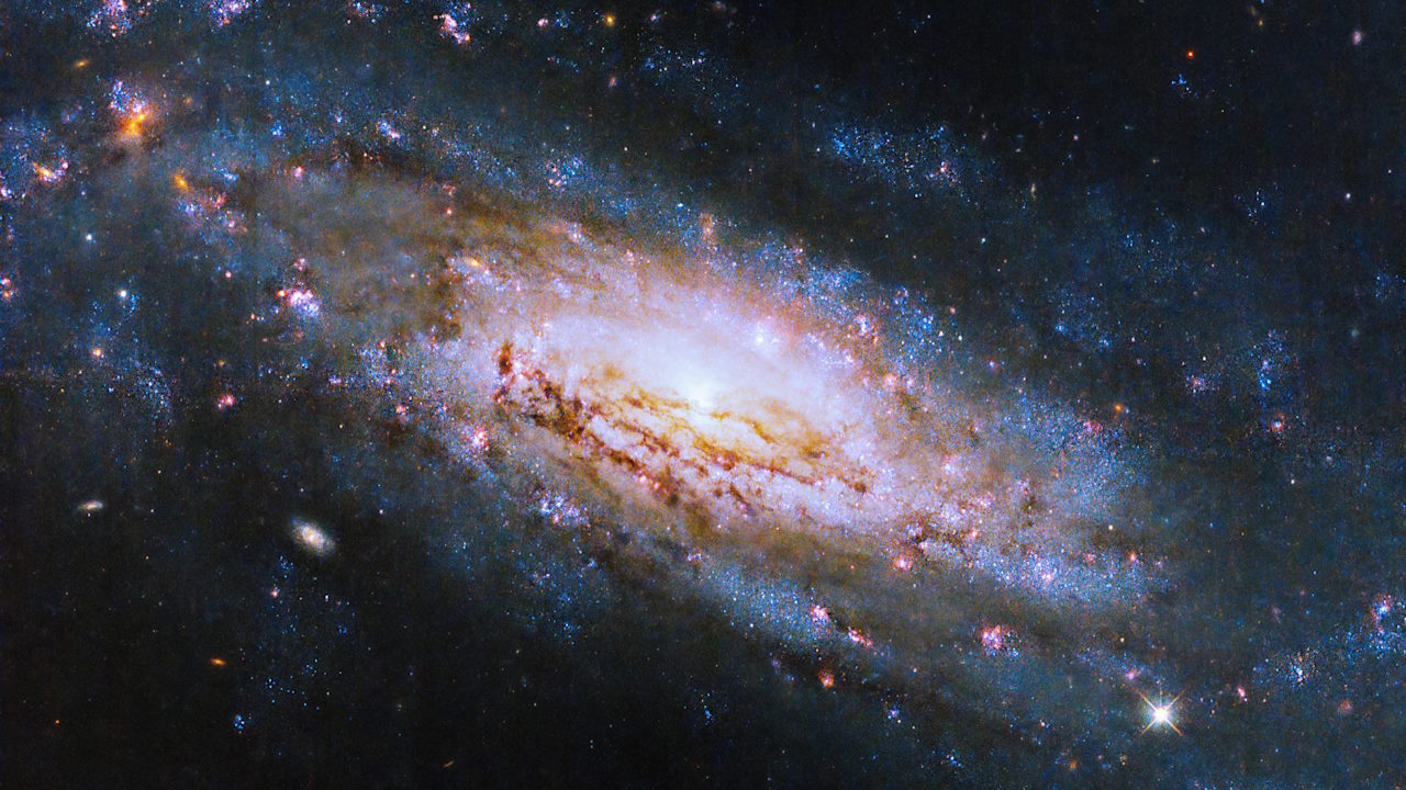 NGC 4951