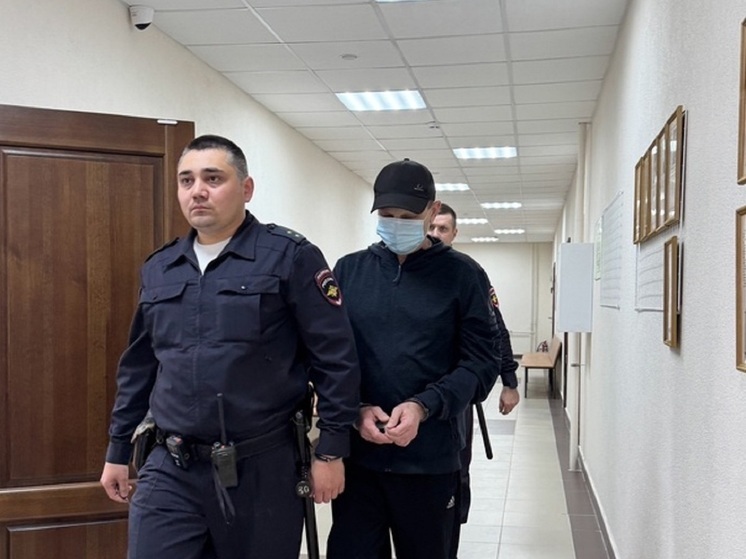 Обвиняемый в убийстве семи человек в Каменске-Уральском признал вину