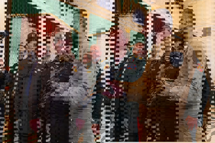 Герой России генерал армии Виктор Золотов вручил государственные награды росгвардейцам-участникам СВО в Чеченской Республике