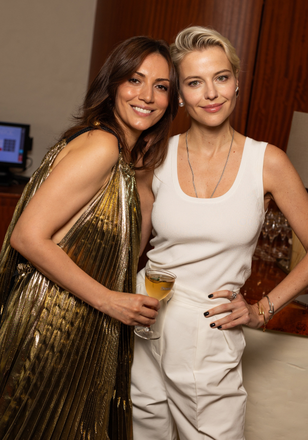 Карина Ошроева и Ольга Кузнецова 