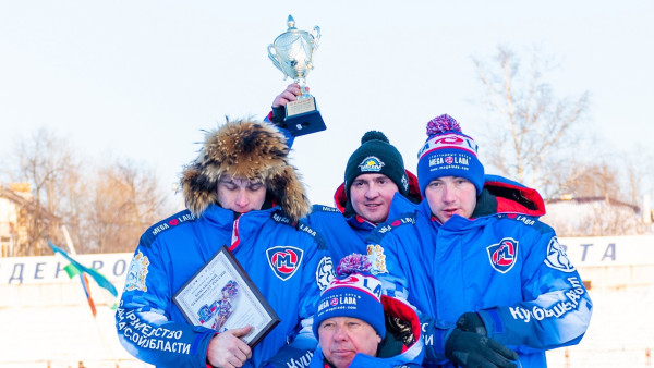 Тольяттинская «Мега-Лада» стала чемпионом России по мотогонкам на льду 