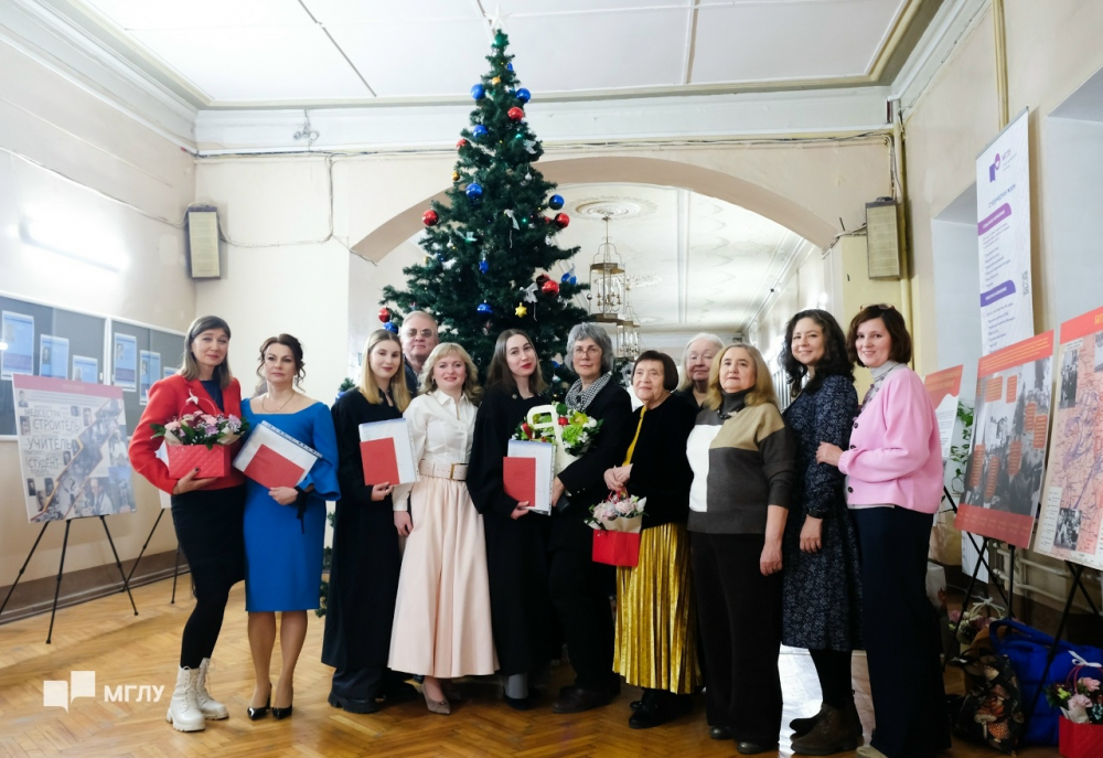 Церемония вручения дипломов выпускникам очно-заочной формы обучения