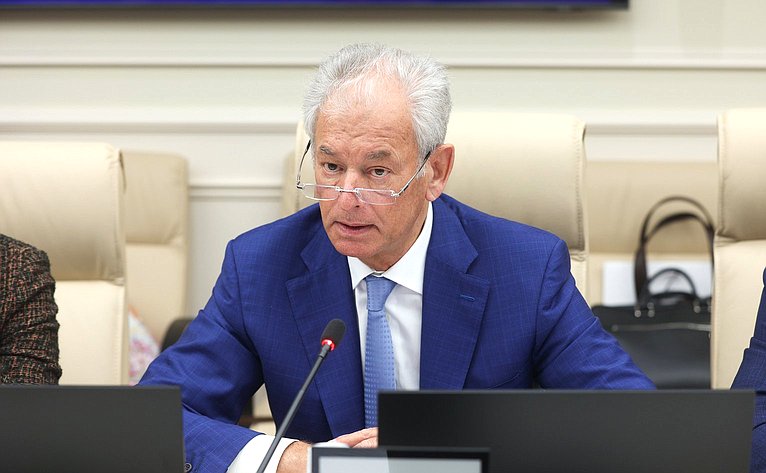 Совещание Комитета СФ по Регламенту и организации парламентской деятельности «Взаимодействие Совета Федерации ФС РФ с Центральной избирательной комиссией РФ по итогам проведения единого дня голосования в сентябре 2025 года»