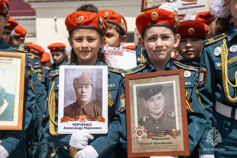 Севастопольские кадеты пожарно-спасательного профиля – правнуки героев
