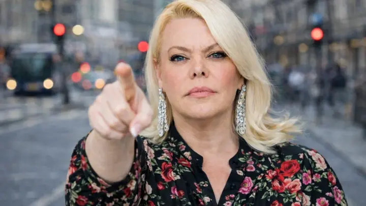 Чиновники взяли под козырёк. А каково учителям? Поплавская сказала всё, что думает