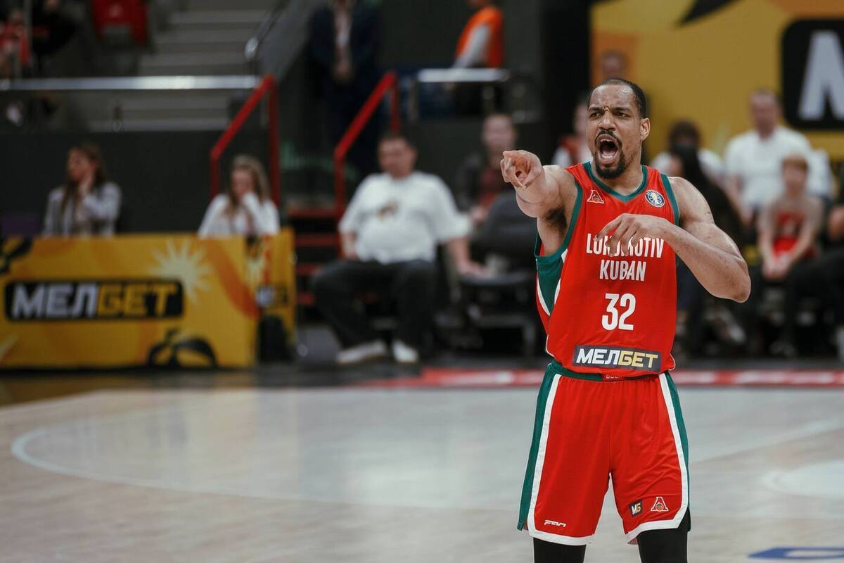 «Локомотив-Кубань» на выезде разгромил «Автодор»