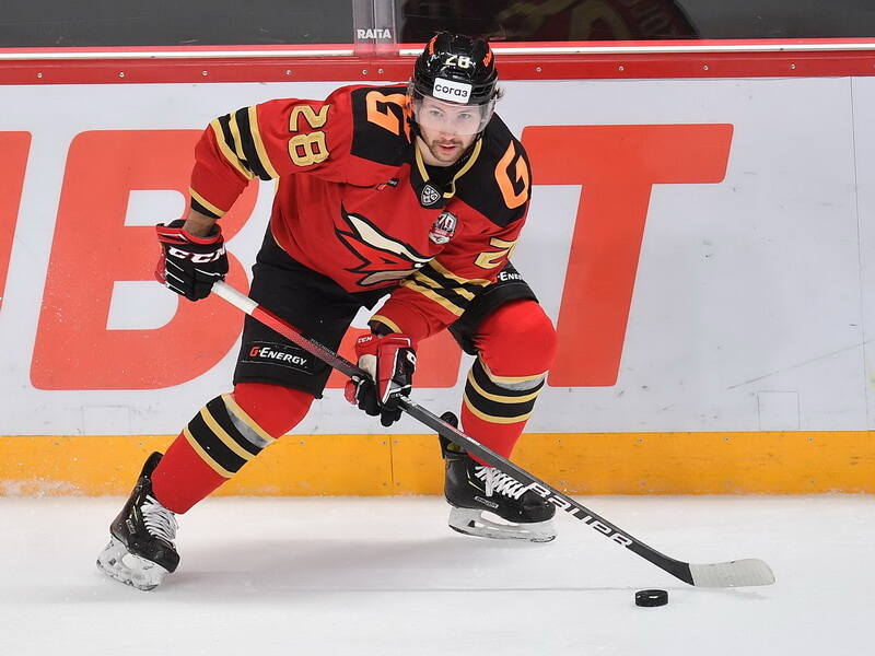 Толчинский в ближайшее время перейдет в СКА - фото