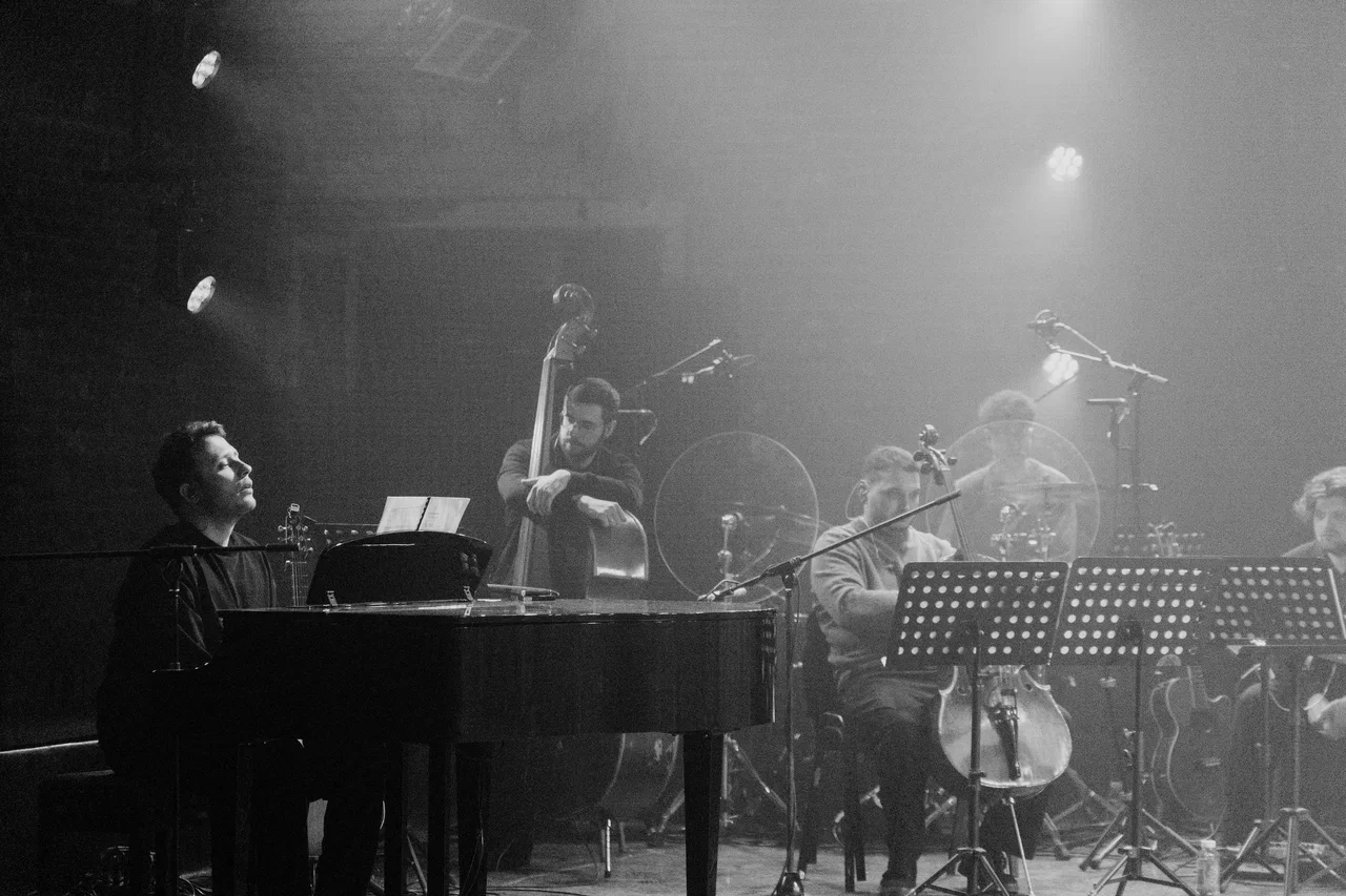 На крыше музея «Гараж» покажут спектакль, посвященный Борису Рыжему (фото 1)