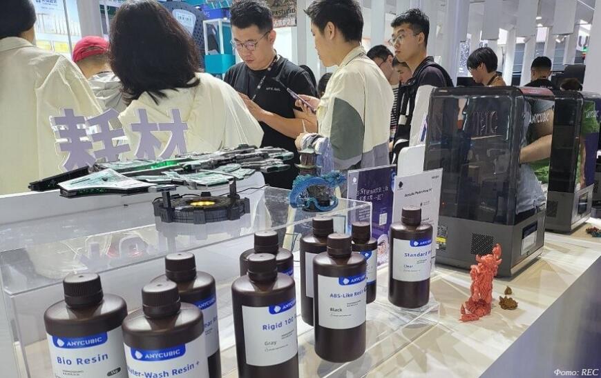 Anycubic продемонстрировала новые 3D-принтеры на выставке TCT Asia 2024