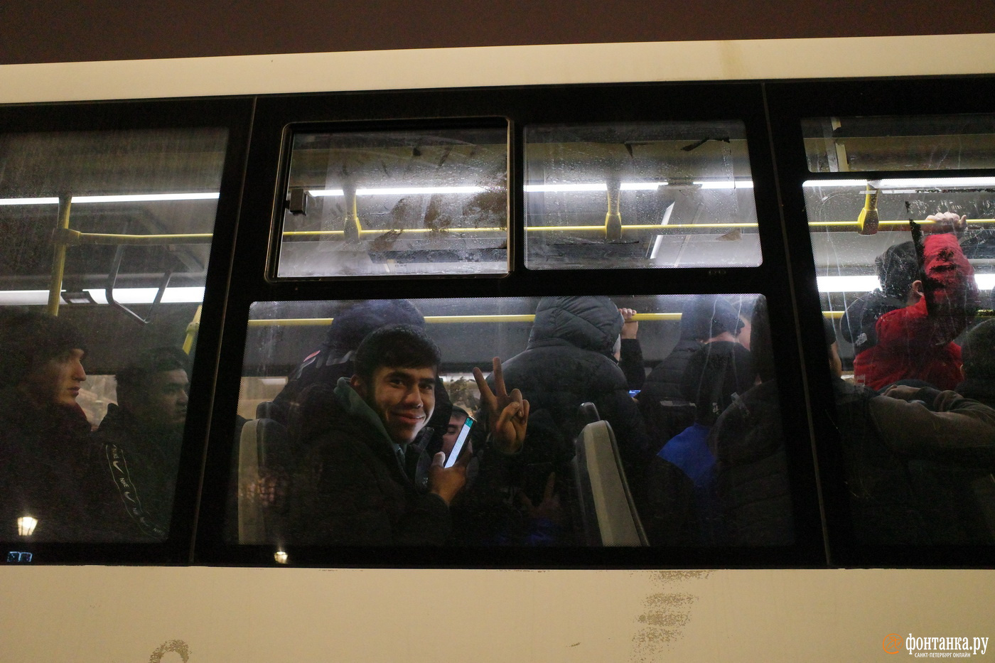 Санкт-петербург задержание на новый год. Задержания мигрантов в питере. Задержание мигранты новый год. Полиция. Задержание мигранты новый год.