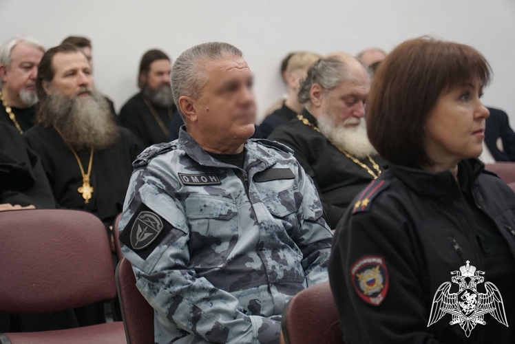 Новгородские росгвардейцы приняли участие в открытии Знаменских образовательных Чтений