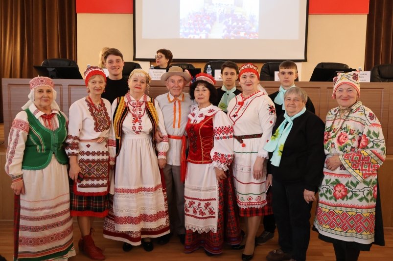 Торжественное заседание, посвященное Дню единения народов Беларуси и России, прошло сегодня Анна Маринец, ИА UssurMedia