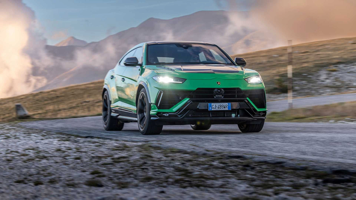 Lamborghini Urus 2022 года