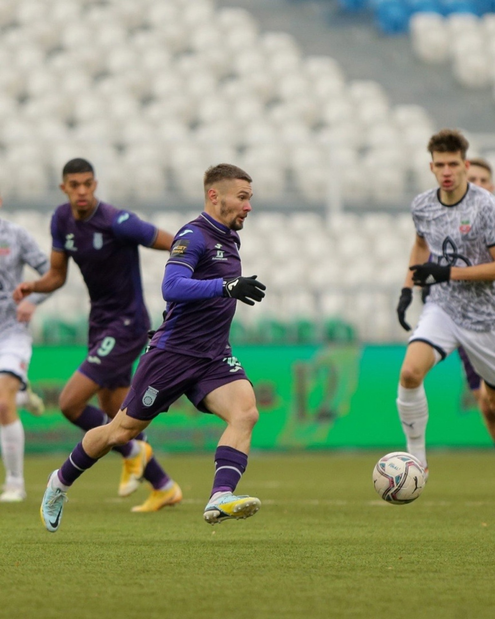 где играет уфа